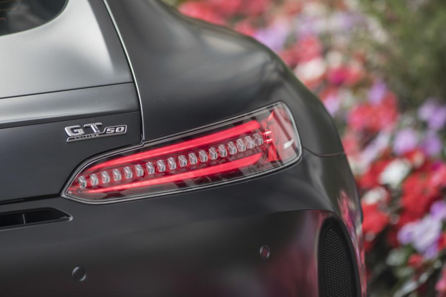 Детали экстерьера Mercedes-AMG GT C Edition 50 (C190) 2017 года  (фото 33 из 63)